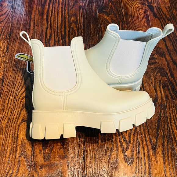 JEFFREY CAMPBELL Cream Play Pleu Rain Boots 8M Chunky Platform Ankle Chelsea NEW - Picture 5 of 7